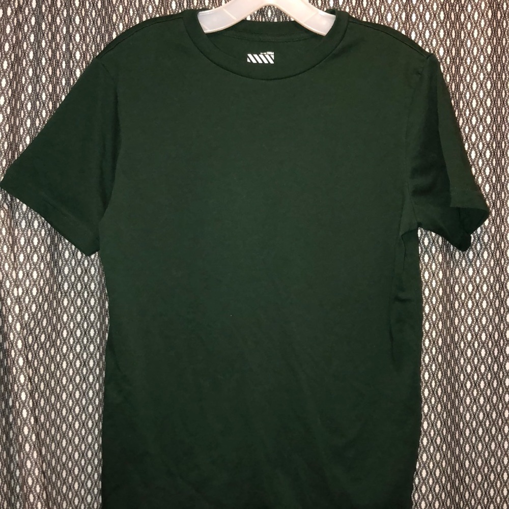 Old Navy tee